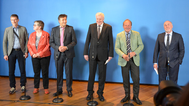 Gruppenbild bei der Pressekonferenz