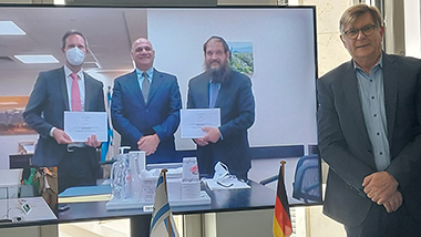Teilnehmer der Videokonferenz zur Unterzeichnung des deutsch-israelischen Abkommens für bilaterale Zusammenarbeit im Bevölkerungsschutz