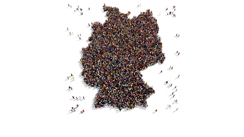 Deutschlandkarte aus einer Menschengruppe