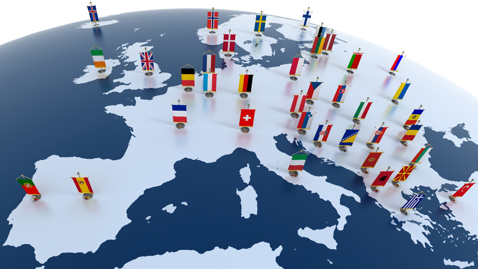 Europakarte mit Flaggen