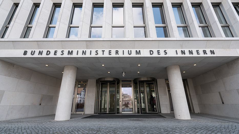 Entrance to the main building of the Federal Ministry of the Interior