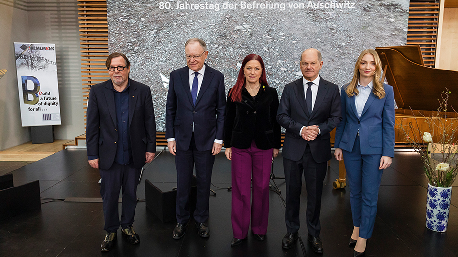 Gedenkveranstaltung des Internationalen Auschwitz-Komitees (IAK) zu 80 Jahren Befreiung des Konzentrations- und Vernichtungslagers Auschwitz am Donnerstag, den 23.01.2025, in der Vertretung des Landes Niedersachsens Gedenkveranstaltung des Internationalen Auschwitz-Komitees (IAK) zu 80 Jahren Befreiung des Konzentrations- und Vernichtungslagers Auschwitz am Donnerstag, den 23.01.2025, in der Vertretung des Landes Niedersachsens